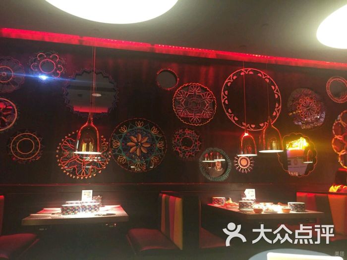 点击图片查看详情 舌尖上海鲜自助_熊猫参谋海鲜自助餐厅_舌尖上的中国美食图片(3)