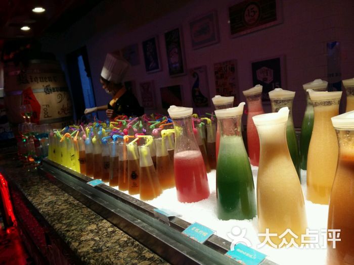 舌尖上海鲜自助_熊猫参谋海鲜自助餐厅_舌尖上的中国美食图片(2)